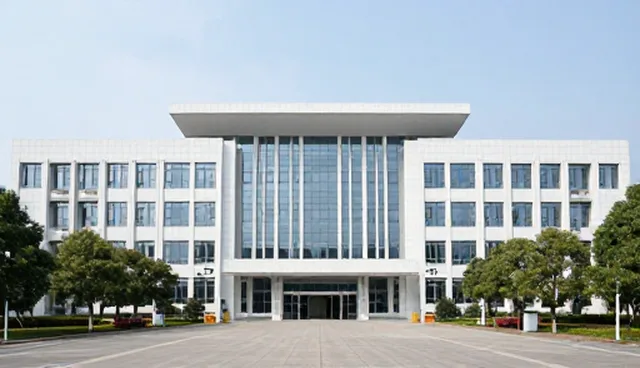 服务器管理在数据平台建设中的关键选型考量